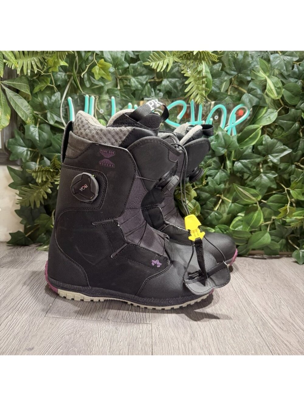 Rome Memphis SDS Double Boa Womens Snowboard Boots Size 8.5 Black